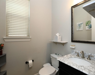 13342 Stoneleigh Terrace Drive - Photo Thumbnail 16