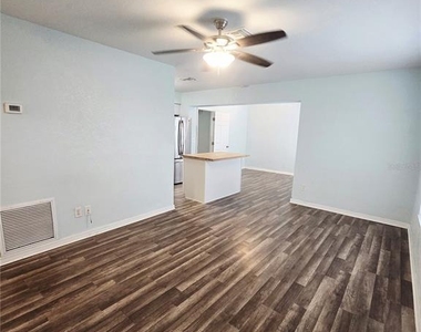 513 Hollyhock Lane - Photo Thumbnail 1
