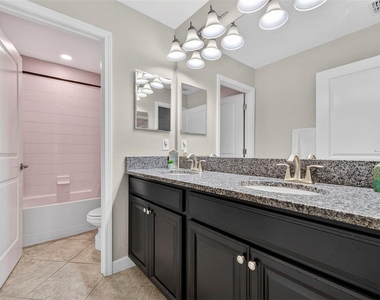 1012 Oliveto Verdi Court - Photo Thumbnail 16