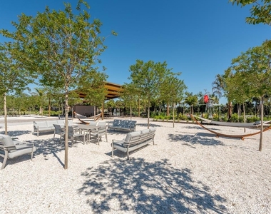 10473 Curving Creek Loop - Photo Thumbnail 36