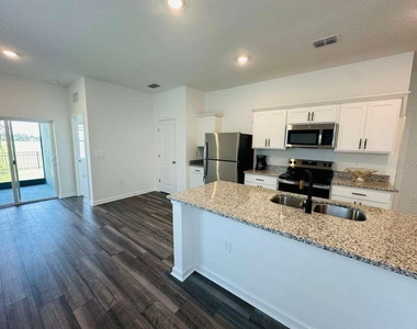 10473 Curving Creek Loop - Photo Thumbnail 9