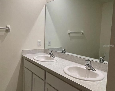 5526 Oxford Gray Road - Photo Thumbnail 6