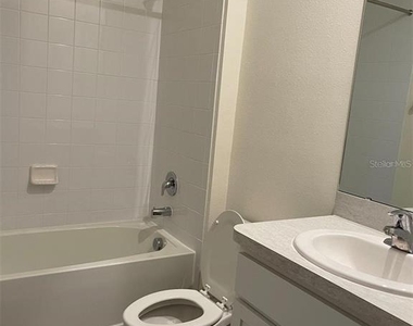 5526 Oxford Gray Road - Photo Thumbnail 9