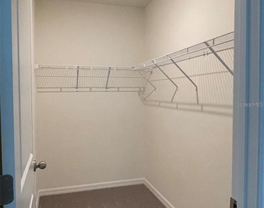 5526 Oxford Gray Road - Photo Thumbnail 5