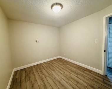 4203 E Yukon Street - Photo Thumbnail 28