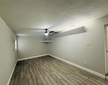 4203 E Yukon Street - Photo Thumbnail 14