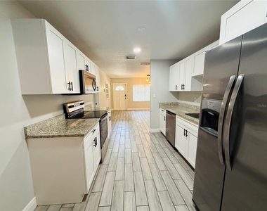 4203 E Yukon Street - Photo Thumbnail 6