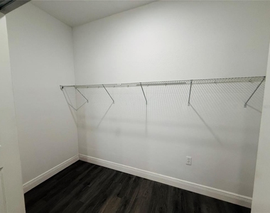 4203 E Yukon Street - Photo Thumbnail 11