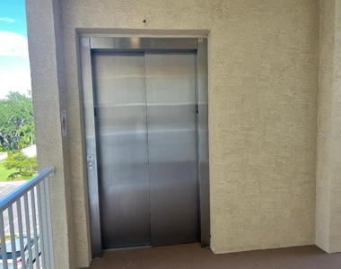 960 Starkey Road - Photo Thumbnail 23