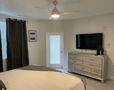 960 Starkey Road - Photo Thumbnail 30