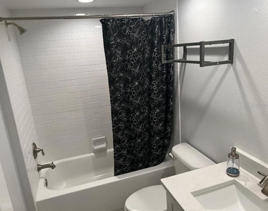 960 Starkey Road - Photo Thumbnail 20