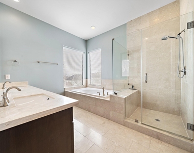714 E 20th St - Photo Thumbnail 15
