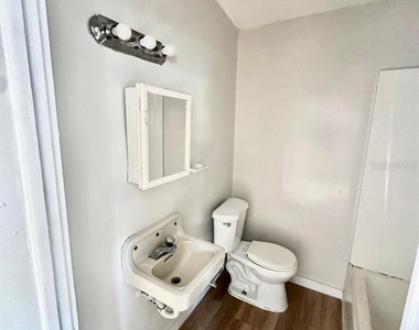 404 Pennsylvania Avenue - Photo Thumbnail 8