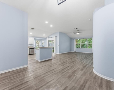 6125 Gannetwood Place - Photo Thumbnail 7