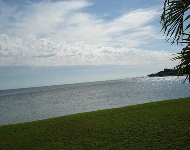 5248 Beach Drive Se - Photo Thumbnail 1