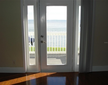5248 Beach Drive Se - Photo Thumbnail 20