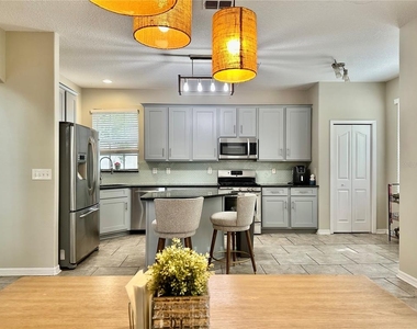 12014 Deacons Croft Lane - Photo Thumbnail 3