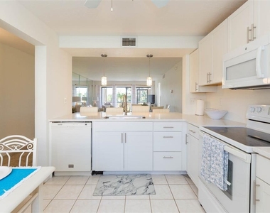 5510 Puerta Del Sol Boulevard S - Photo Thumbnail 17