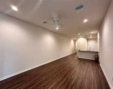 1526 Caldera Court - Photo Thumbnail 7