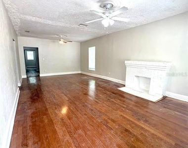 4106 W Arch Street - Photo Thumbnail 4