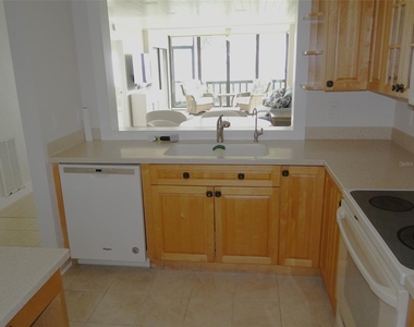 1814 Mariner Drive - Photo Thumbnail 11