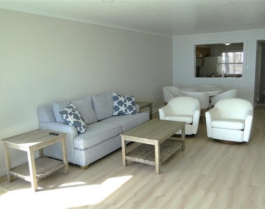 1814 Mariner Drive - Photo Thumbnail 6