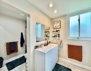 18200 Cypress Cove Lane - Photo Thumbnail 29