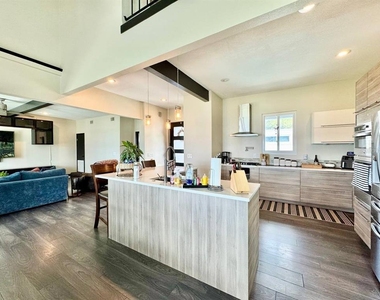 18200 Cypress Cove Lane - Photo Thumbnail 10