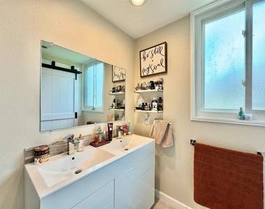 18200 Cypress Cove Lane - Photo Thumbnail 30
