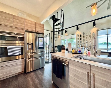 18200 Cypress Cove Lane - Photo Thumbnail 12