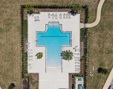 7587 Starflower Way - Photo Thumbnail 35