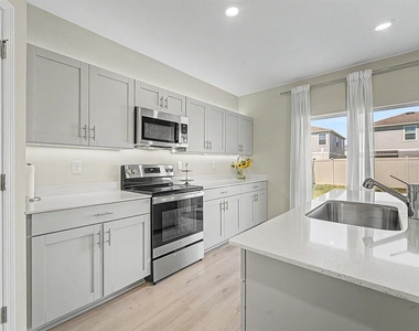 7587 Starflower Way - Photo Thumbnail 9
