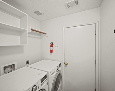 2923 Humble Drive - Photo Thumbnail 14