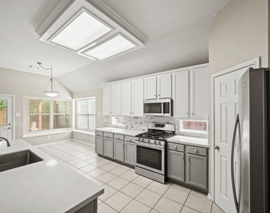 2923 Humble Drive - Photo Thumbnail 9
