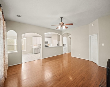 2923 Humble Drive - Photo Thumbnail 7