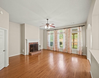 2923 Humble Drive - Photo Thumbnail 6