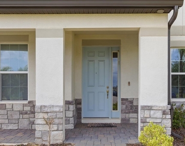 9844 Cabernet Avenue - Photo Thumbnail 2