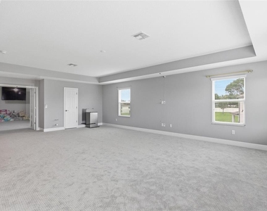 9844 Cabernet Avenue - Photo Thumbnail 17