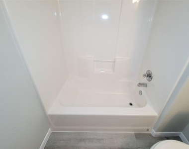315 20th - Photo Thumbnail 20