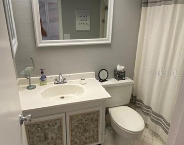 4575 Cove Cir - Photo Thumbnail 4