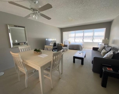 4575 Cove Cir - Photo Thumbnail 11