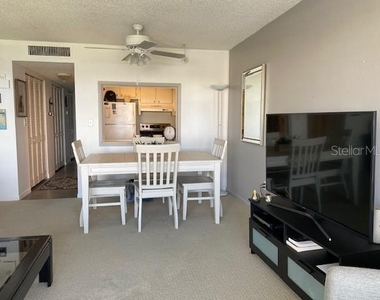 4575 Cove Cir - Photo Thumbnail 15