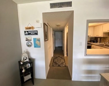4575 Cove Cir - Photo Thumbnail 6