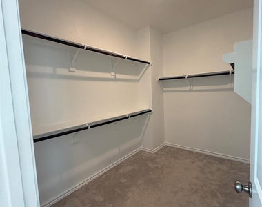 15826 Dove Hollow Drive - Photo Thumbnail 16