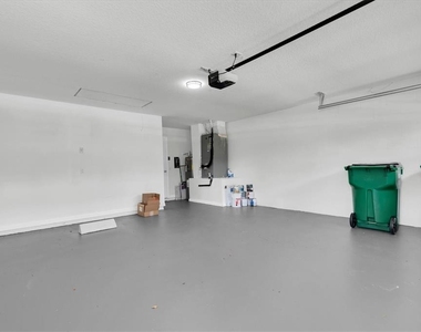3312 Chapel Creek Circle - Photo Thumbnail 29