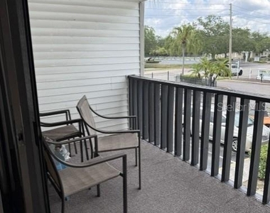 673 Haven Place - Photo Thumbnail 4