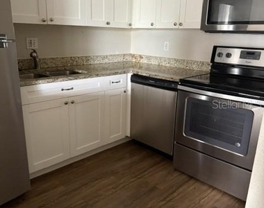 673 Haven Place - Photo Thumbnail 2