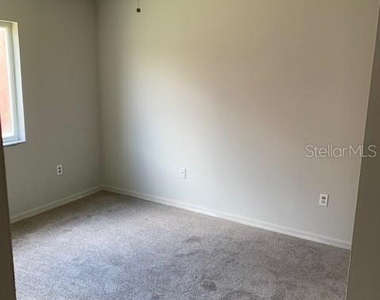 11802 Lynmoor Drive - Photo Thumbnail 7