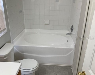 11802 Lynmoor Drive - Photo Thumbnail 9