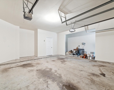 30507 Russell Point Drive - Photo Thumbnail 31